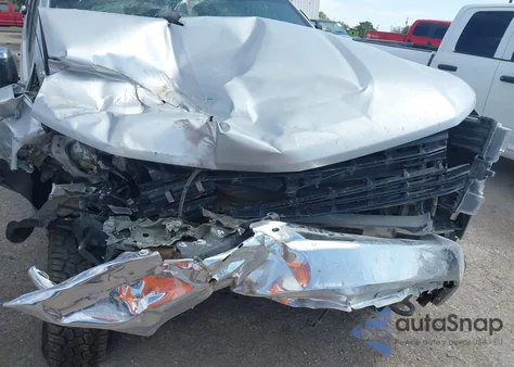 2021 Chevrolet Silverado 1500 4Wd Short Bed Lt z USA, uszkodzony, nr VIN 1GCUYDED1MZ244772